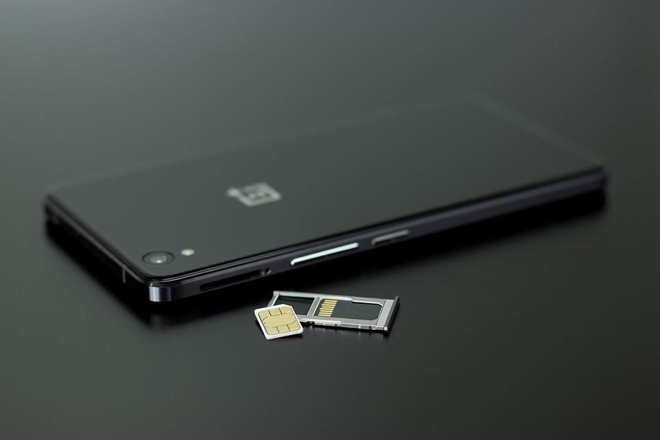 samsung galaxy s10e memory card